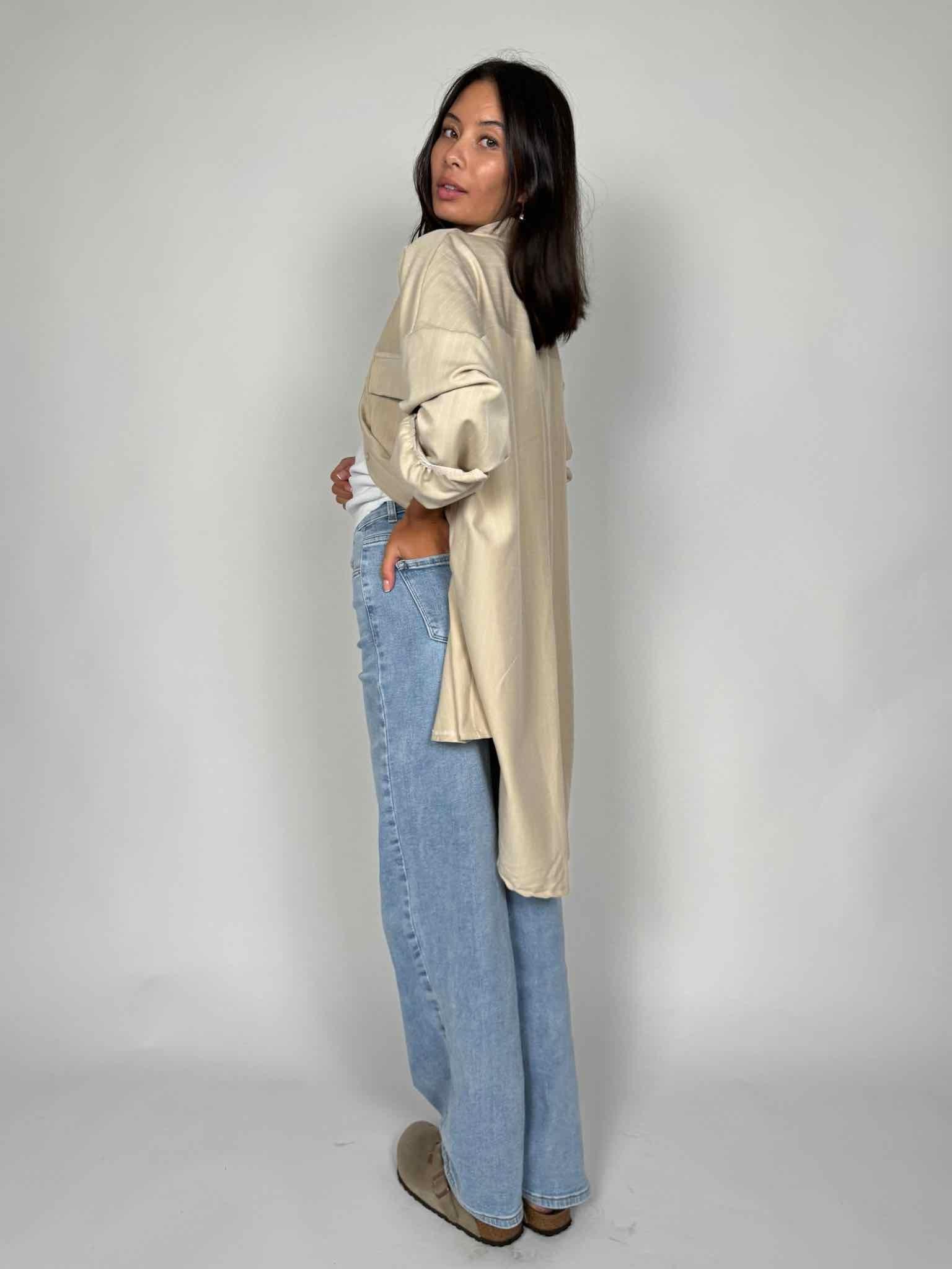 Oversize Hemd mit Nadelstreifen für Damen in Beige von Maingold Basics