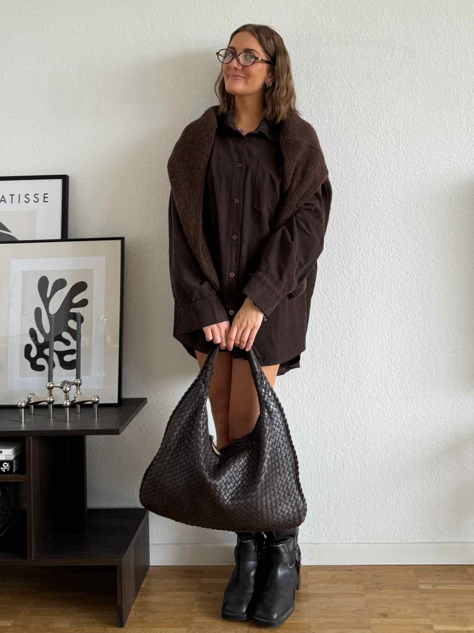 Oversize Kord Hemd für Damen in Chocolate von Maingold Basics