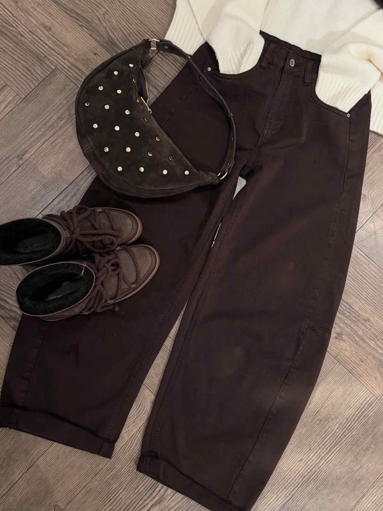 Oversized  Barrel Jeans für Damen in Chocolate von Maingold Basics