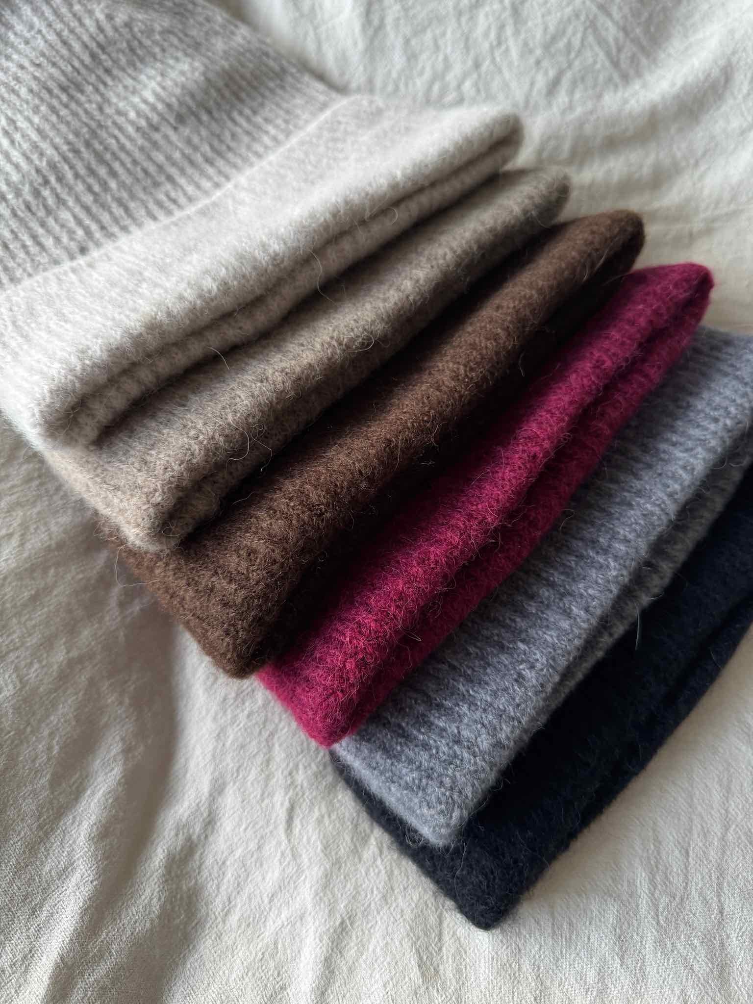 Strickmütze mit Baby Alpaka für Damen von Maingold Basics