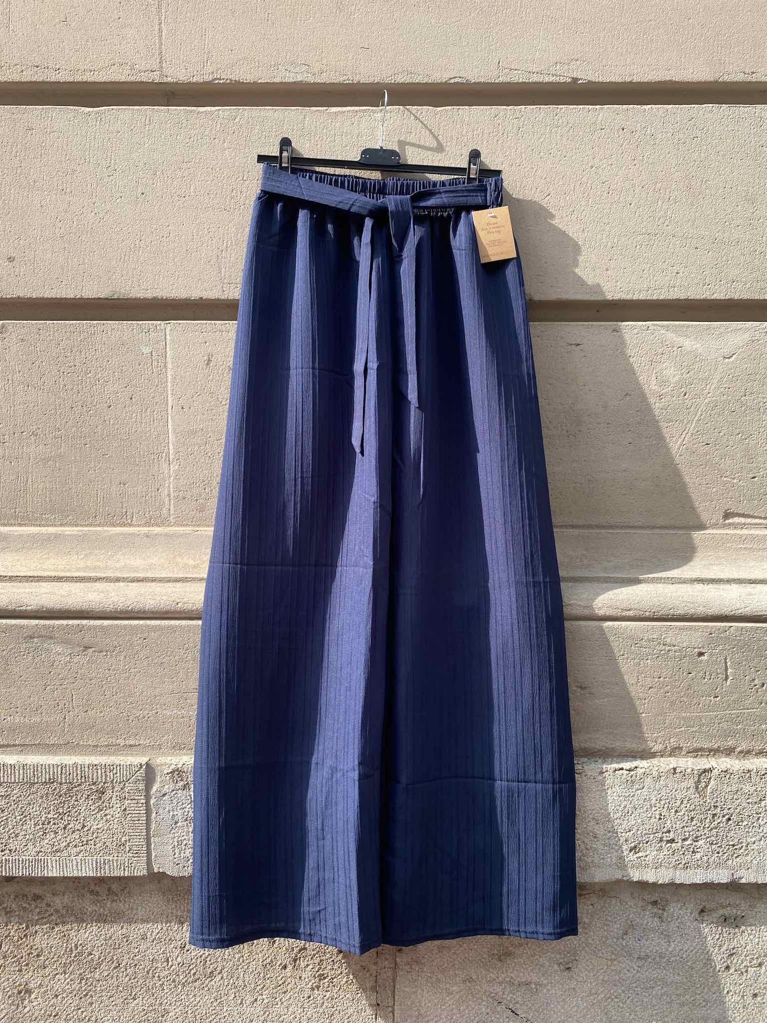 Summer Pants mit Bindegürtel für Damen in Navy Blue von Maingold Basics