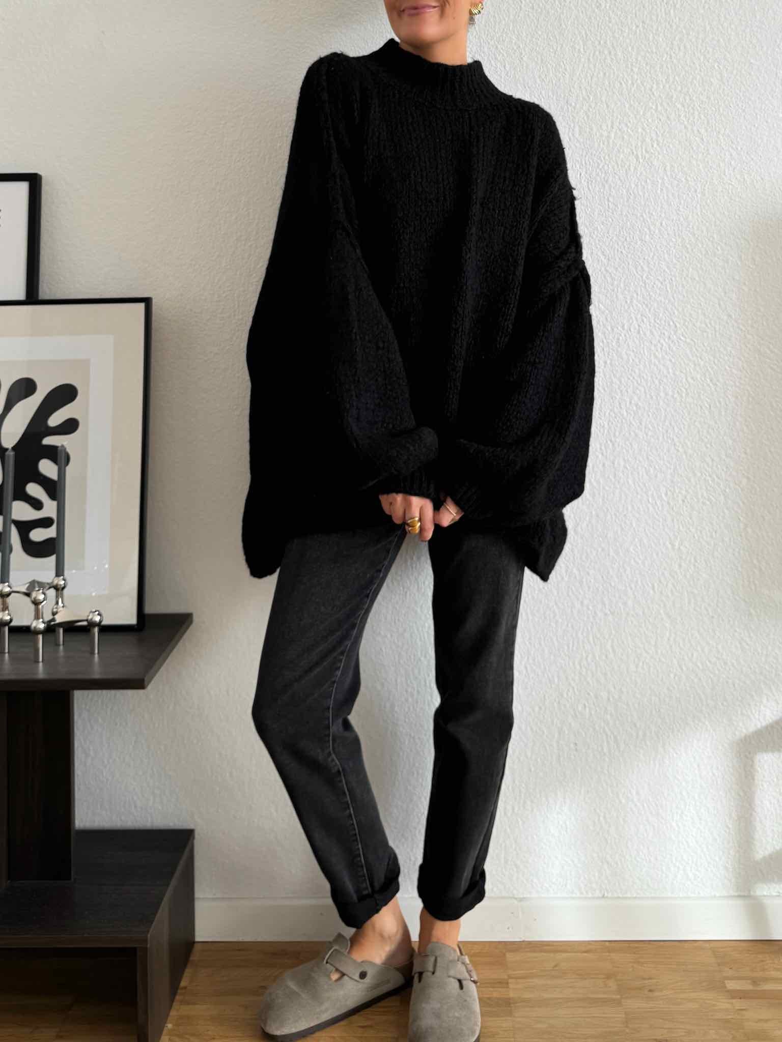 Super Oversized Kuschel Pullover für Damen in Black von Maingold Basics