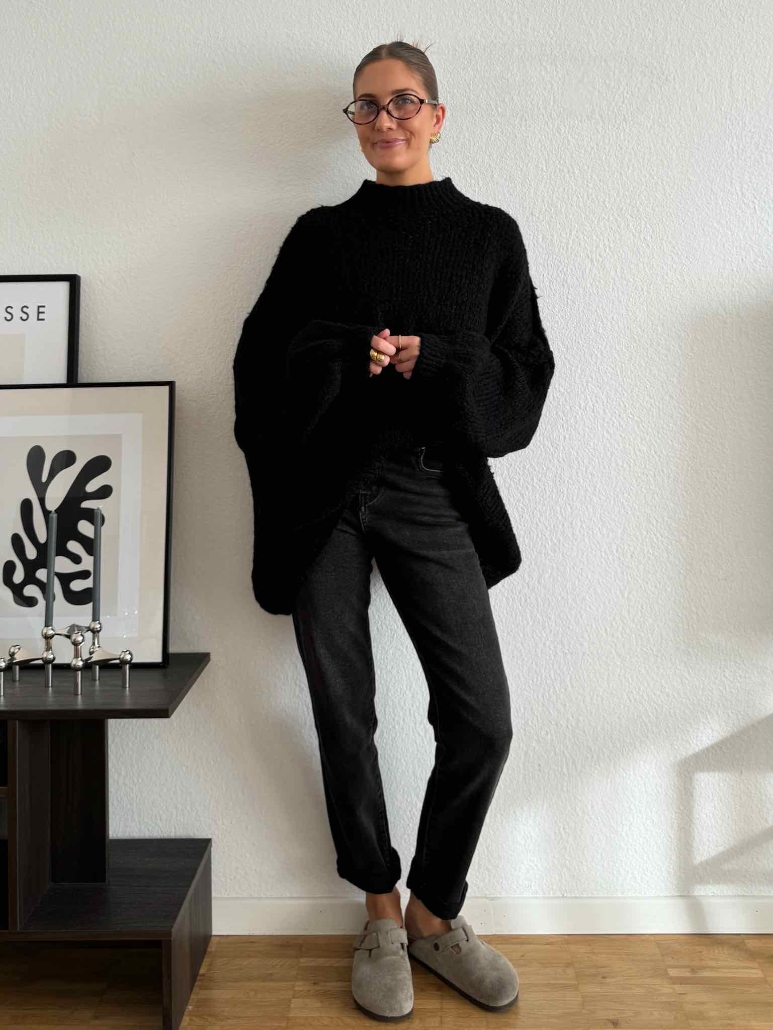 Super Oversized Kuschel Pullover für Damen in Black von Maingold Basics