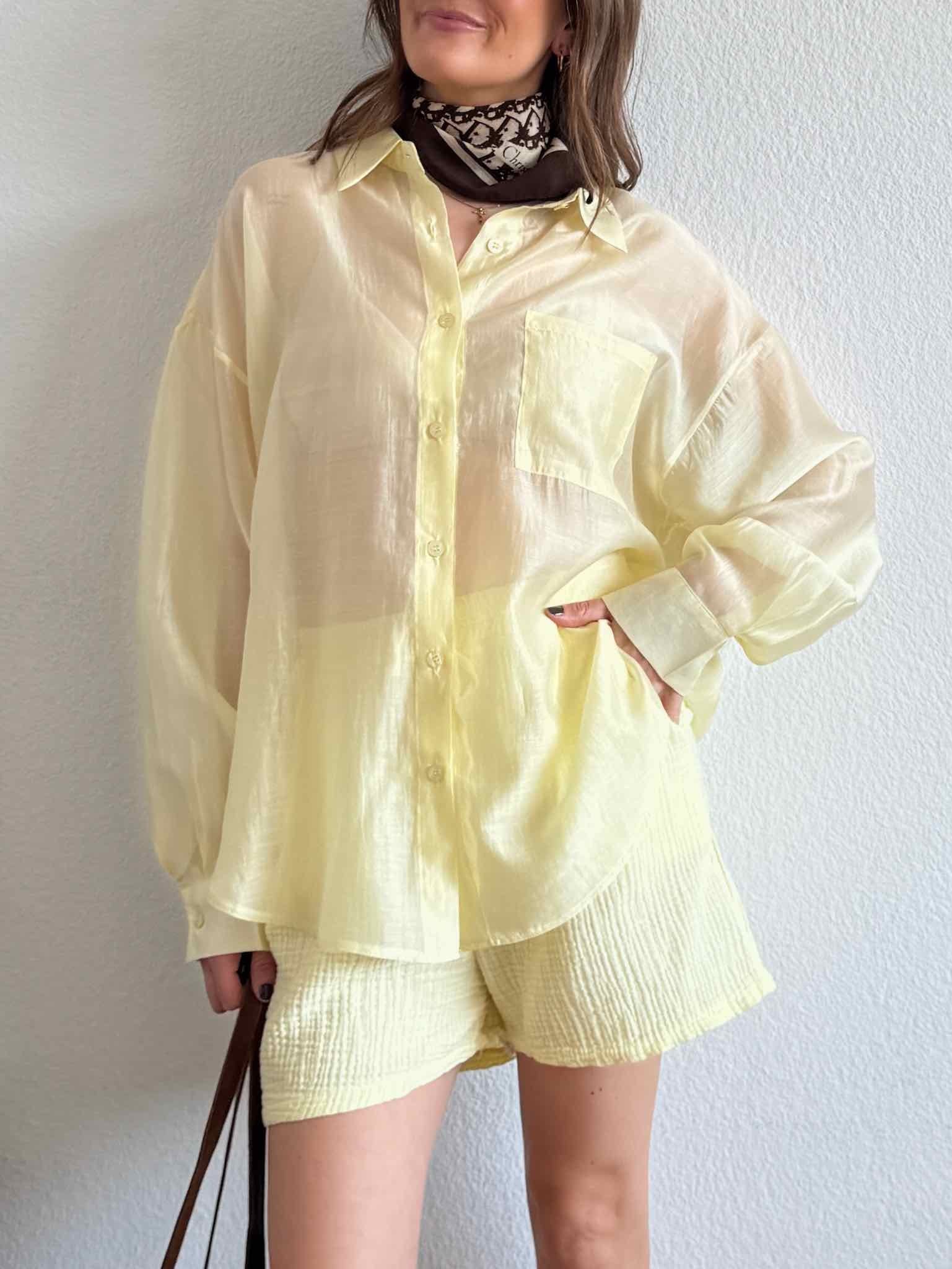 Transparente Oversize Bluse für Damen in Butter Yellow von Maingold Basics
