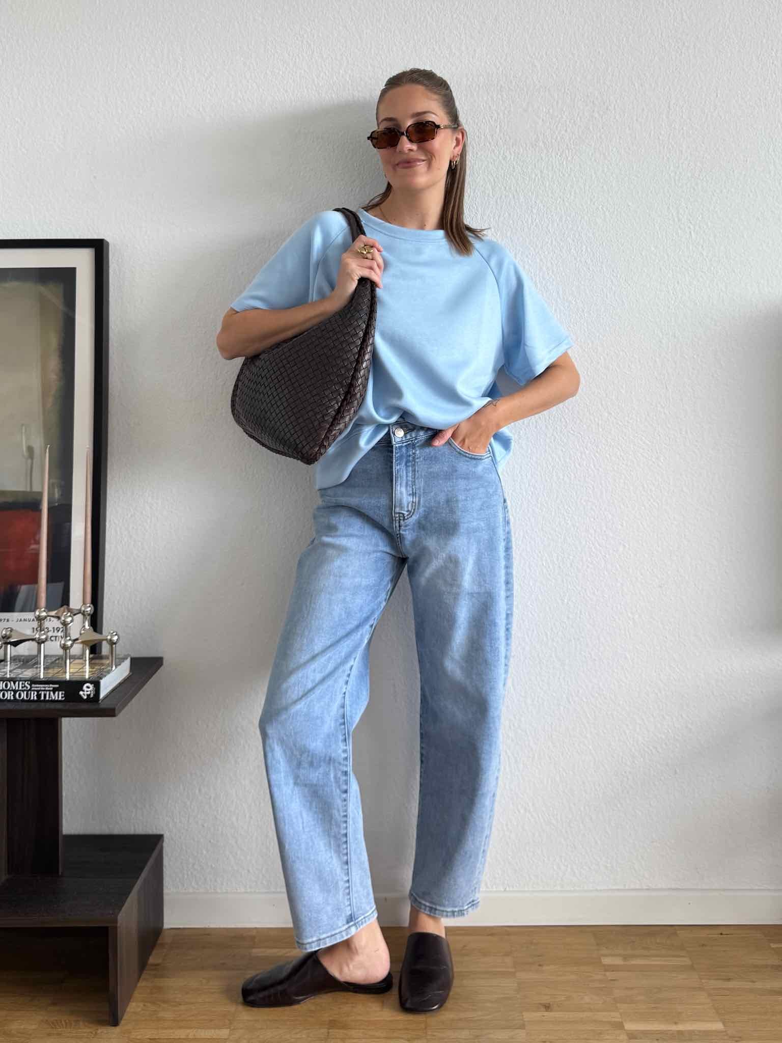 Viskose T-Shirt für Damen in Baby Blue von Maingold Basics
