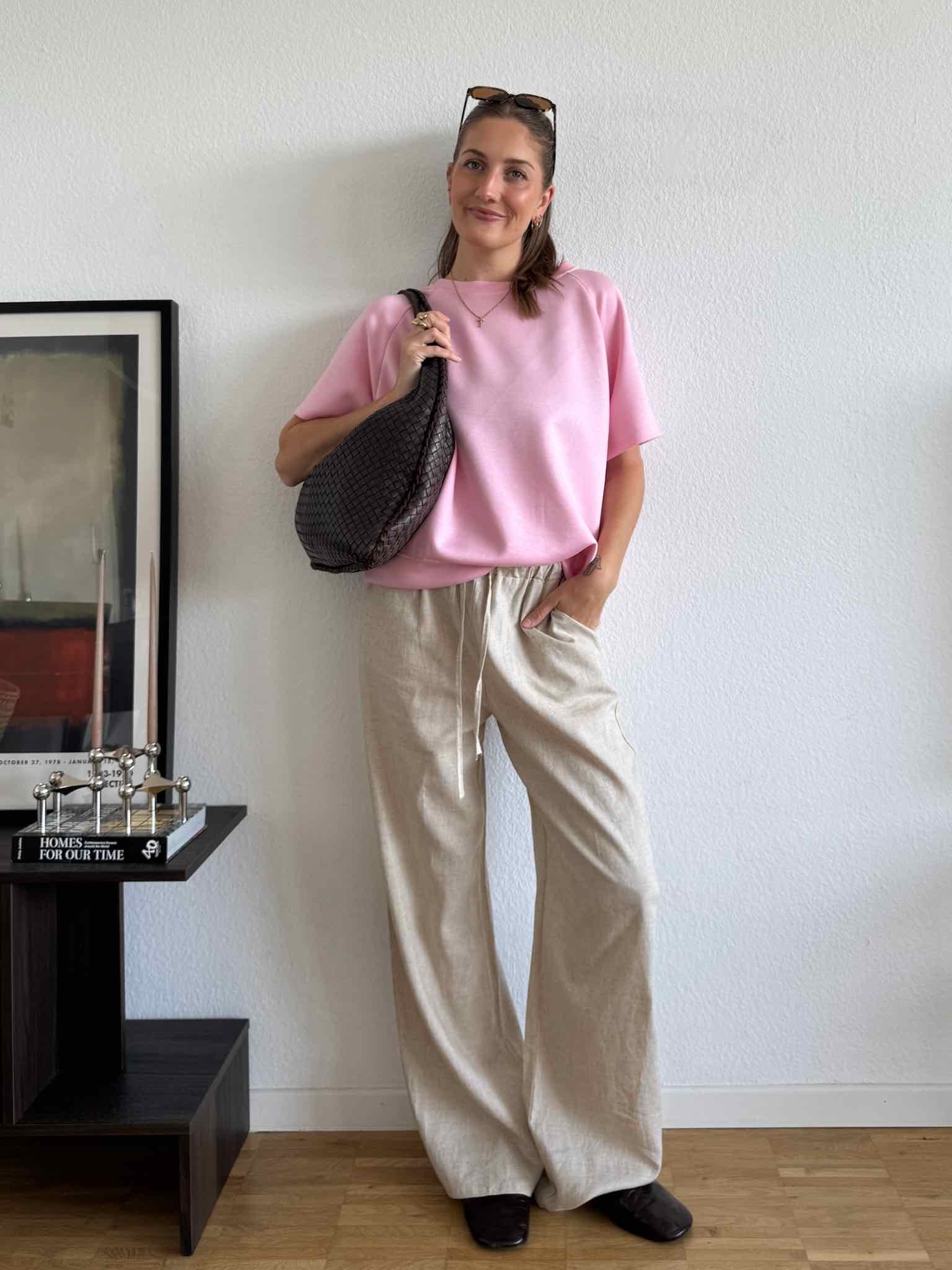 Viskose T-Shirt für Damen in Baby Pink von Maingold Basics